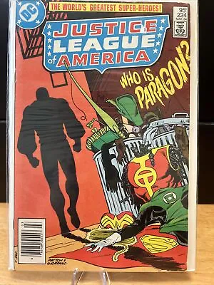 Buy JUSTICE LEAGUE OF AMERICA No. 224 WHO IS PARAGON DC COMICS 1984 F/FV • 2.99£