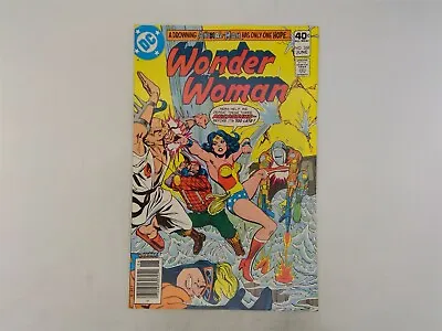 Buy Wonder Woman #268 DC Comics 1980 VF • 10.24£