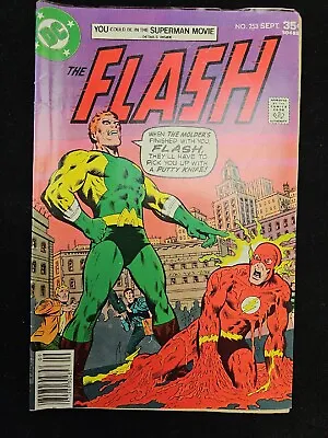 Buy The FLASH #253:  Don't Mess With The Molder  DC Comics SEPT 1977. ( C146 ) • 5.58£