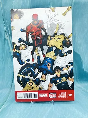 Buy Uncanny X-Men: Issue #32 Marvel Comics (2015) Brian MIchael Bendis • 2.40£