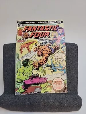 Buy FANTASTIC FOUR #166 CLASSIC BATTLE OF THE THING VS THE INCREDIBLE HULK Comic  • 16.08£