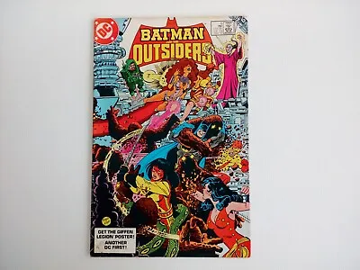 Buy Batman & The Outsiders #5 - 1983 DC Comic - Feat New Teen Titans • 5.50£