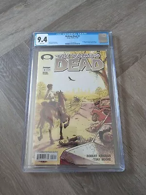 Buy The Walking Dead Comic #2 Graded CGC 9.4 Issue 1 • 399£