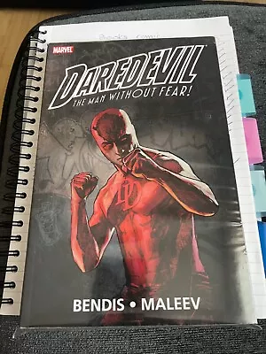 Buy DAREDEVIL BY BRIAN MICHAEL BENDIS & ALEX MALEEV ULTIMATE *Excellent Condition* • 20£