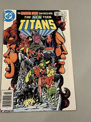 Buy NEW TEEN TITANS #24 •(1982)DC Comics• NM-•OMEGA MEN!2nd APP BLACKFIRE🔥📺TITANS • 11.86£