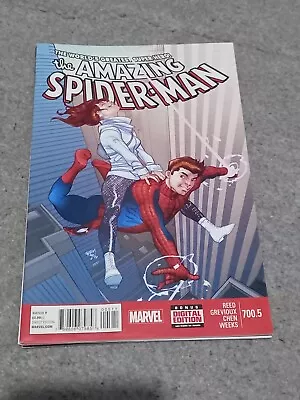 Buy Amazing Spider-Man 700.5 (2014) • 1.75£