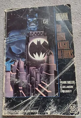 Buy Batman: The Dark Knight Returns By Frank Miller With Introduction By Alan Moore • 3£