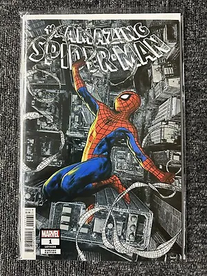 Buy The Amazing Spider-Man #1 - 1:25 Charest Variant  • 5.95£
