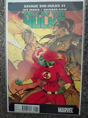 Buy Savage She-hulks #1 • 1.50£
