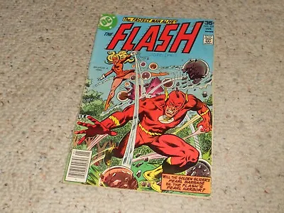 Buy 1978 The Flash DC Comic Book #257 - TRIPLE PLAY!!! • 5.60£
