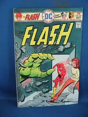 Buy The Flash 236 Vf+  1975 Dc • 11.99£