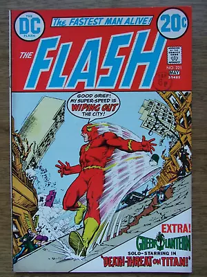 Buy The Flash  #221   Time Schedule For Disaster  • 4.99£