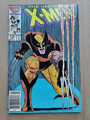 Buy Uncanny X-Men # 207 Sharp VF 1986 NEWSSTAND Classic Wolverine Cover (2) • 12.69£