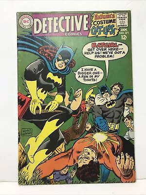 Buy Detective Comics #371 Batmobile Debut From TV Show 4th Batgirl 1968 DC VF- 7.5 • 118.48£