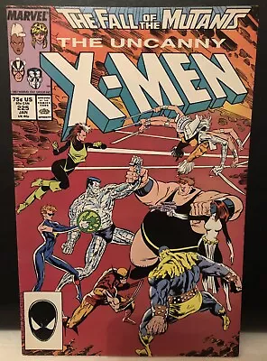 Buy UNCANNY X-MEN #225 Comic Marvel Comics • 3.87£