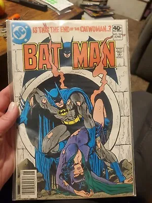 Buy Batman #324 Newsstand Classic Catwoman Cover By Aparo. DC Comics 1980 • 64.87£