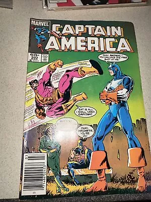 Buy Captain America 303 Key Cap. Vf Combine Shipping Newesstand • 3.20£