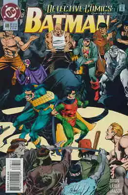 Buy Detective Comics #686 VF/NM; DC | Batman Chuck Dixon Nightwing Robin Huntress - • 2.20£