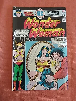 Buy Wonder Woman 221 DC Comics Bronze Age, Fine, 1976, Curt Swan Art, Bondage Cover • 31.62£