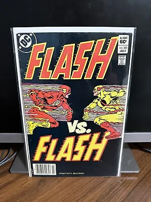 Buy Flash #323 Newsstand - DC 1983 - Battle Between Flash And Professor Zoom • 23.95£