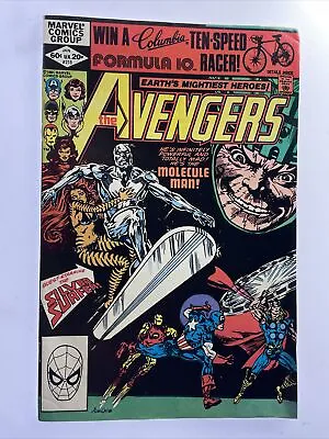 Buy The Avengers #215 Marvel Comics 1981 • 7.95£