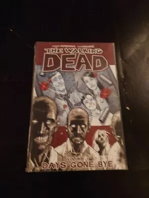 Buy The Walking Dead Vol 1 - Graphic Novel • 3£