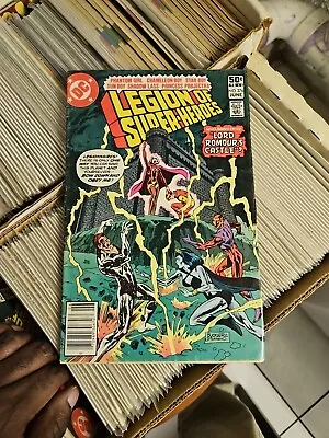 Buy Legion Of Super-Heroes (1980 Series) #276 Newsstand In VF Cond. DC Comics [c  • 3.95£
