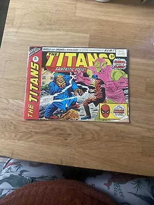 Buy THE TITANS Starring FANTASTIC FOUR - No 33 - Date 23/06/1976 - Marvel Comic • 6£