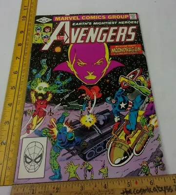 Buy AVENGERS #213 Comic Book VF/NM 1982 Mondragon Space Battle HIGH GRADE!! • 8.75£