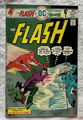 Buy DC FLASH #238 1st Series  A Switch In Crime!  Mark Jewelers Variant Dec 1975 VF* • 11.85£