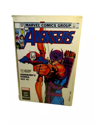 Buy The Avengers #223   TOYBIZ VARIANT  HAWKEYE & ANTMAN MARVEL • 9.02£