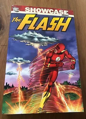Buy DC Showcase The Flash Vol 1 • 10£
