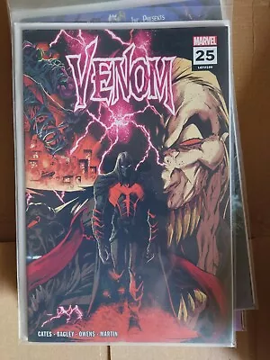 Buy Venom #25 (2nd Printing Stegman Wrapped Variant) • 0.99£