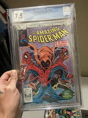 Buy Amazing Spider-man 238 CGC 7.5 White Pages • 185.28£