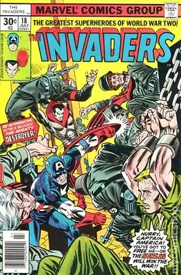 Buy Invaders #18 FN/VF 7.0 1977 Stock Image • 8.30£