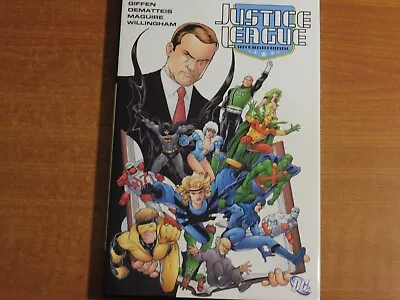 Buy DC Comics: JUSTICE LEAGUE INTERNATIONAL Vol. 2 Graphic HB 2008 Giffen DeMatteis • 29.99£