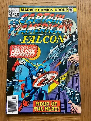 Buy Captain America Issue 221 From May 1978 - Free Post & Multi Buy Discounts • 7.50£