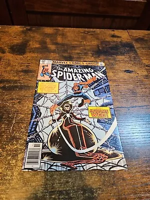 Buy AMAZING SPIDER-MAN #210 NM 1980 Marvel Comics, 1st App Madame Webb, High Grade! • 72.05£