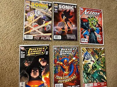 Buy Assorted Comics Lot: Sonic The Hedgehog, Action Comics, Justice League, Avengers • 19.40£