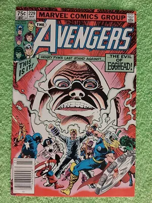 Buy AVENGERS #229 NM : NEWSSTAND Canadian Price Variant : RD6377 • 33.19£
