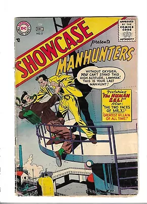 Buy Showcase # 5 Very Good Plus [Manhunters] DC 10 Cents Issue • 195£