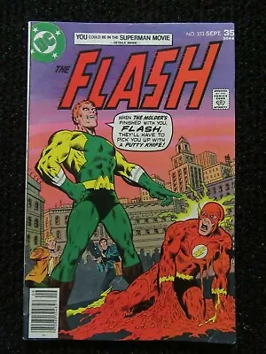 Buy Flash #253  Sept 1977  Complete Flat Glossy Copy!! See Pics!! • 3.95£