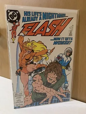 Buy Flash 28 🔑1st Linda Park🔥Wally Wests WIFE🔥Copper Age DC Comics🔥VF+ • 4.72£
