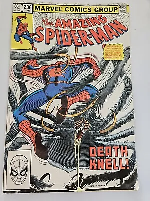 Buy 60¢ The Amazing Spider-Man(1963) #236 VF 182 • 7.94£