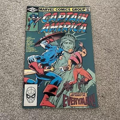 Buy Captain America #267, 268, 269, 271.  (1982) • 11£