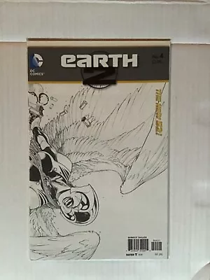 Buy EARTH 2  # 4 SKETCH VARIANT EDITION 1 In 25 FIRST PRINT DC COMICS  • 4.95£