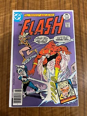Buy The Flash #250, DC Comics 1977, 1st Golden Glider, Newsstand, VG/FN • 15.98£