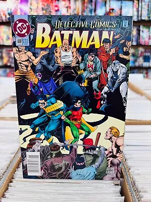 Buy Detective Comics #686 Jun 1995  Batman, Robin & Nightwing • 4£