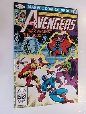 Buy Avengers 220 NM Combined Shipping Add $1 Per  Comic • 9.53£