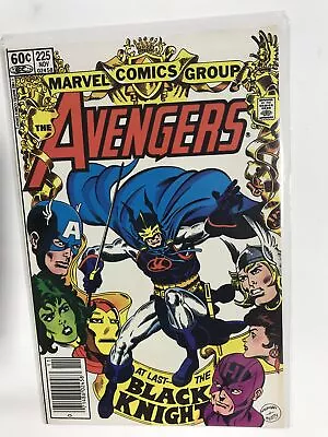 Buy The Avengers #225 Newsstand Edition (1982) The Avengers VF3B215 VERY FINE VF 8.0 • 2.40£